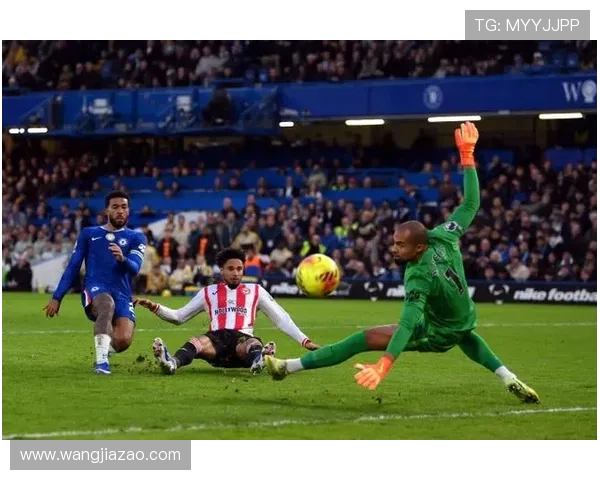 麦克法兰称桑切斯为关键门将